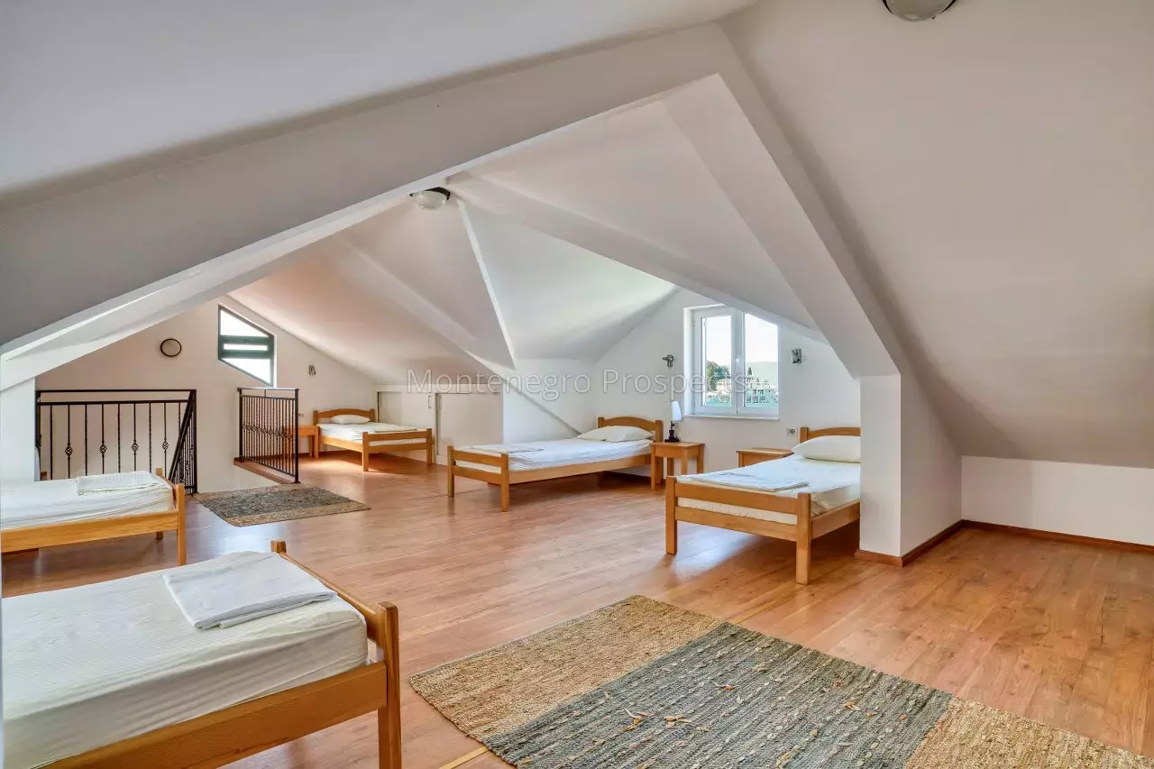 Дом в Тивате, Черногория, 546 м² - фото 4