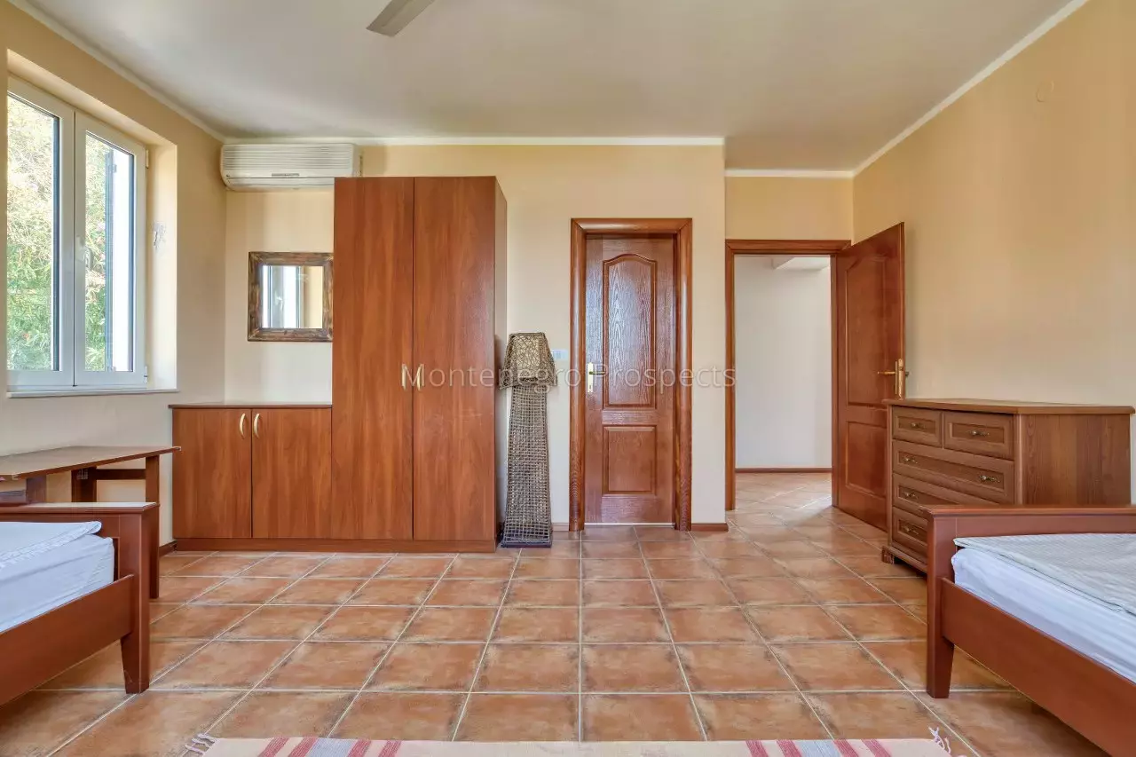 Дом в Тивате, Черногория, 546 м² - фото 7