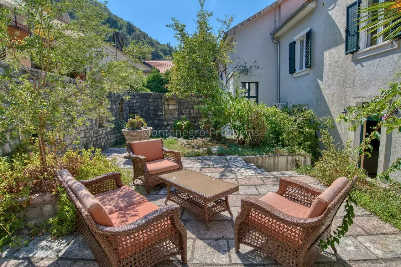 Дом в Тивате, Черногория, 546 м² - фото 14