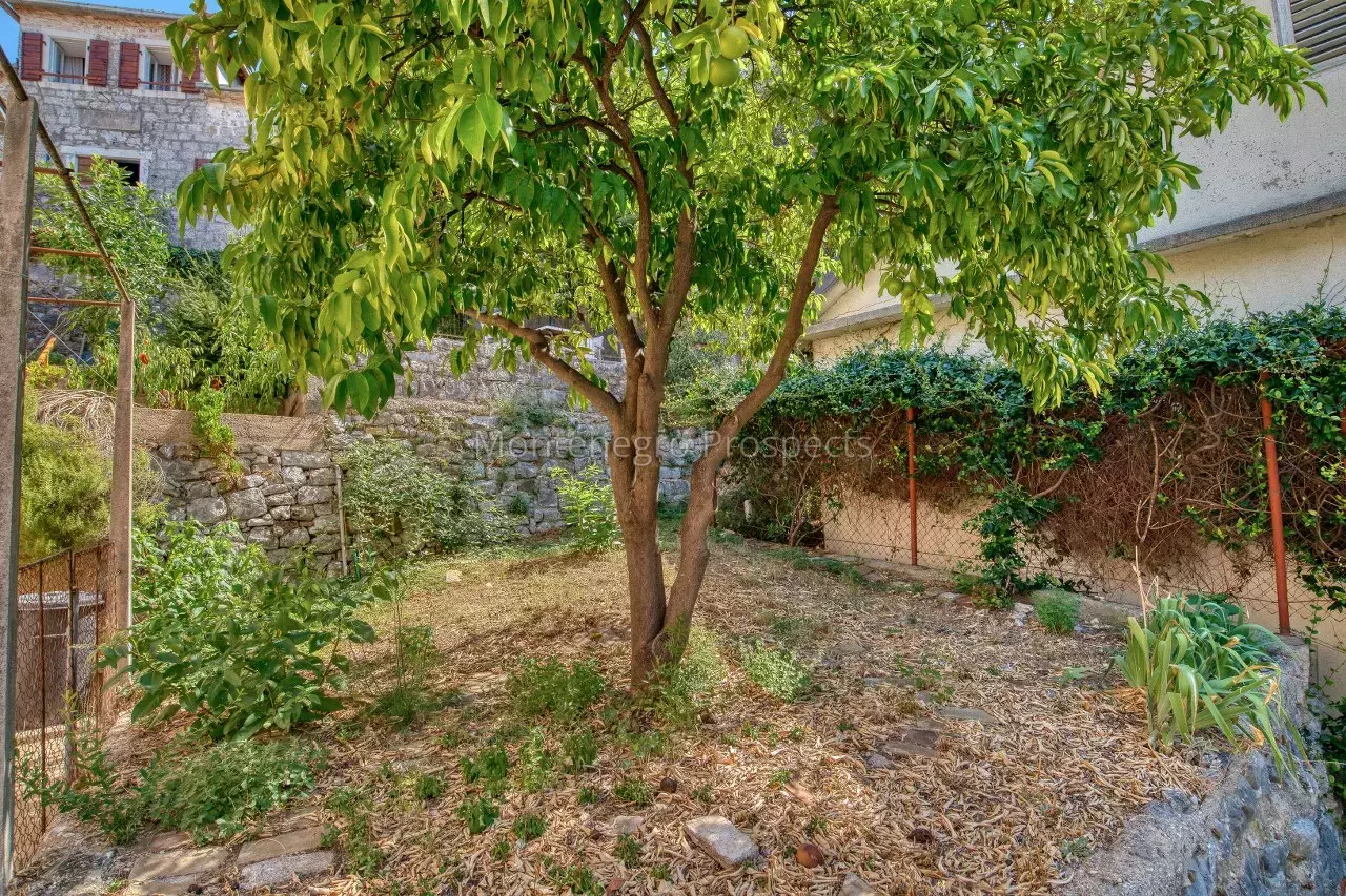 Дом в Тивате, Черногория, 546 м² - фото 16