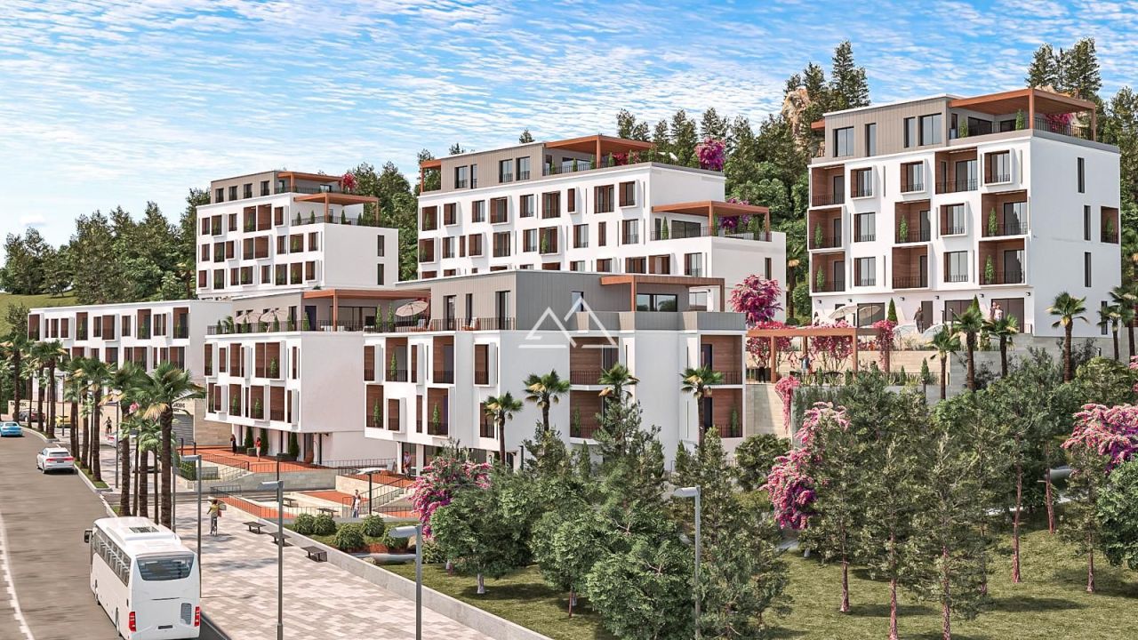 Апартаменты в Тивате, Черногория, 124 м² - фото 1