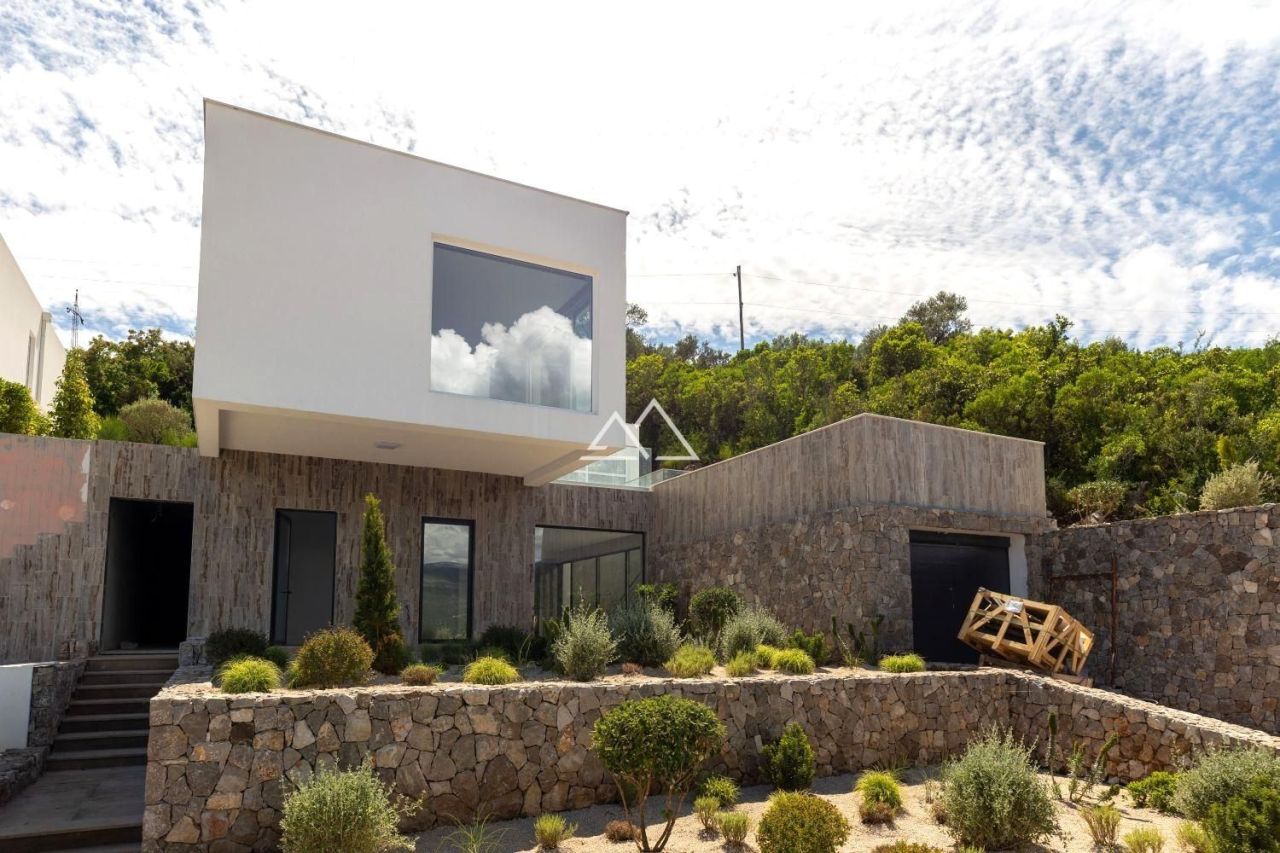 Вилла в Крашичах, Черногория, 328 м² - фото 2