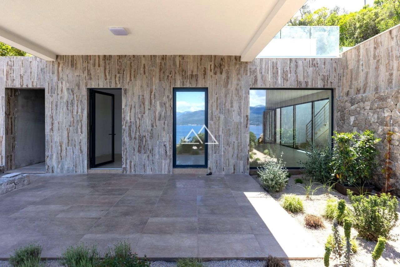 Вилла в Крашичах, Черногория, 328 м² - фото 4