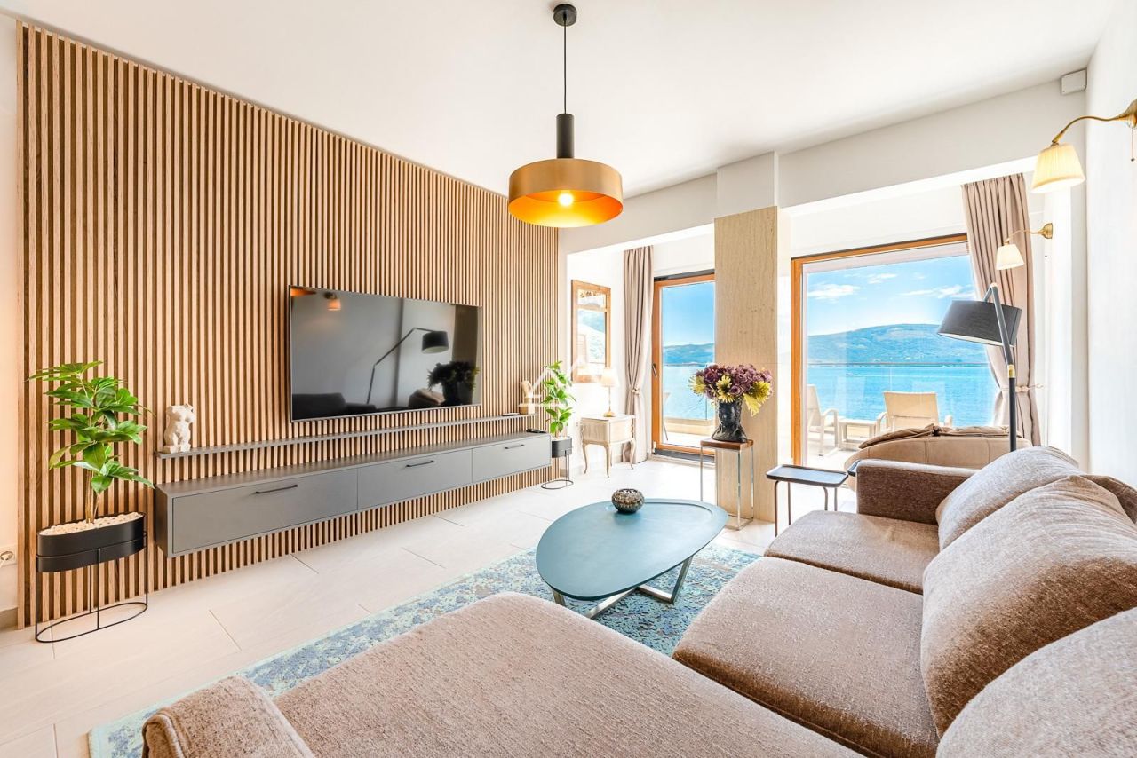 Апартаменты в Тивате, Черногория, 91 м² - фото 4