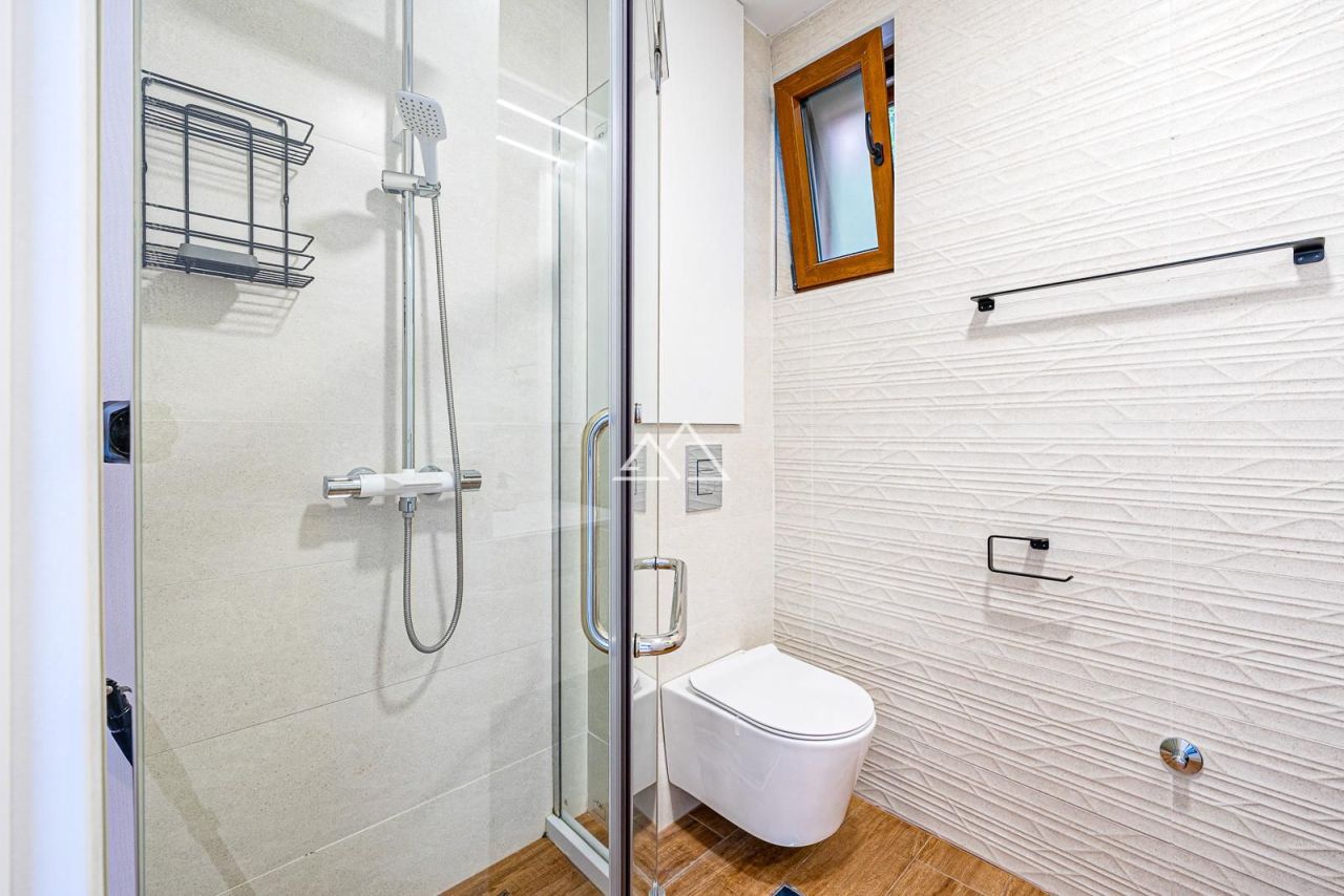 Апартаменты в Тивате, Черногория, 91 м² - фото 13