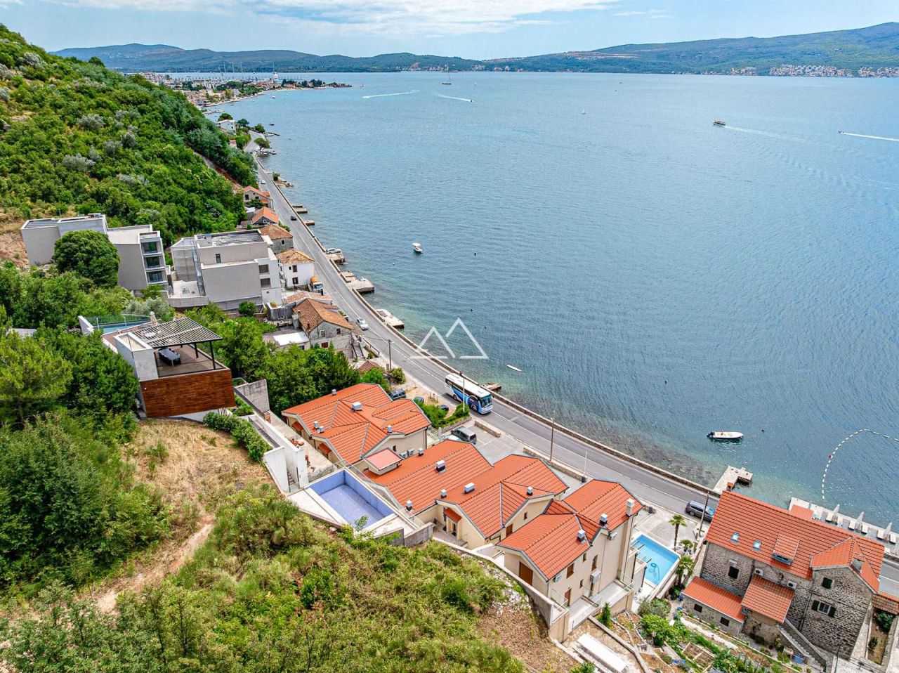 Апартаменты в Тивате, Черногория, 91 м² - фото 18