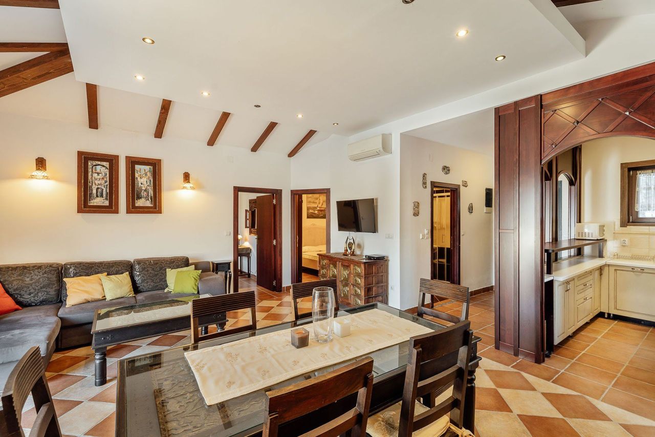 Апартаменты в Костанице, Черногория, 92 м² - фото 7