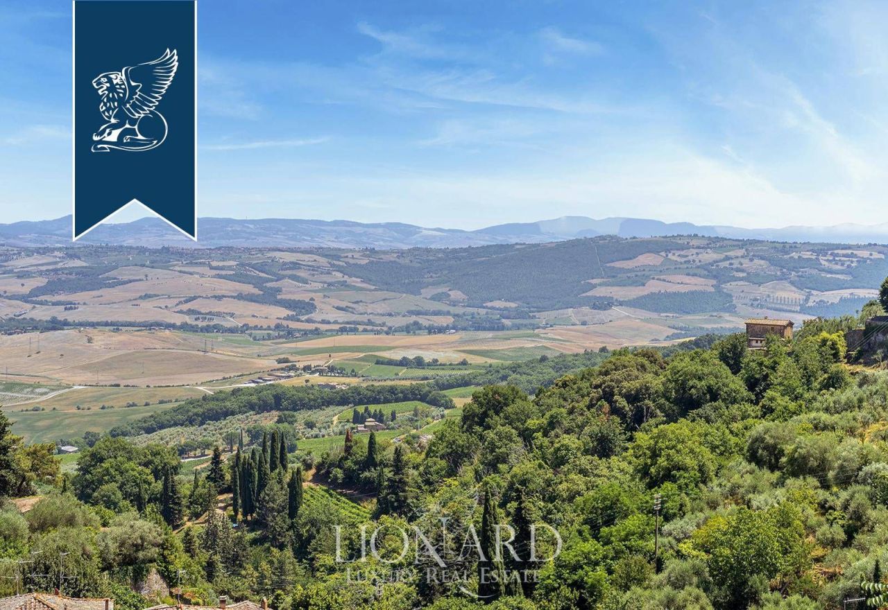 Апартаменты в Монтальчино, Италия, 246 м² - фото 2