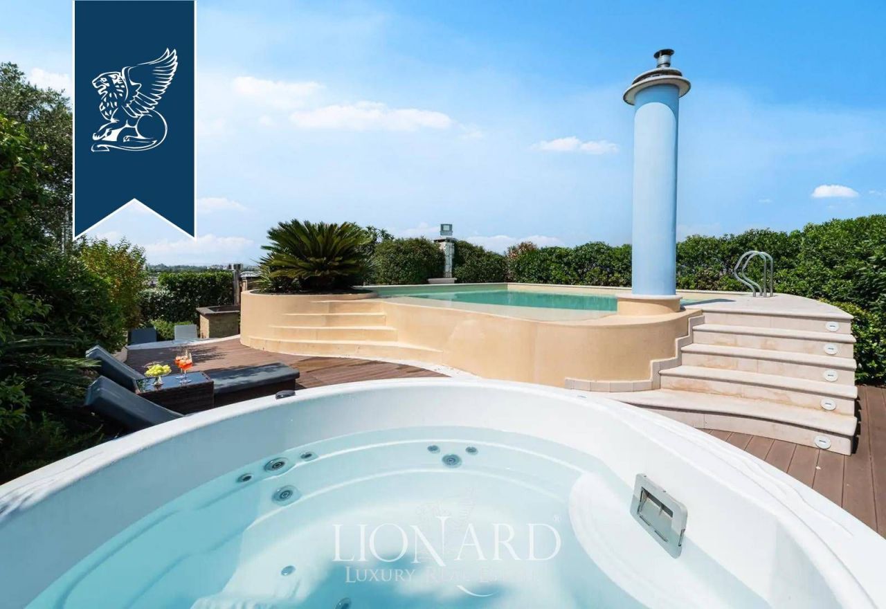 Апартаменты в Вероне, Италия, 330 м² - фото 2