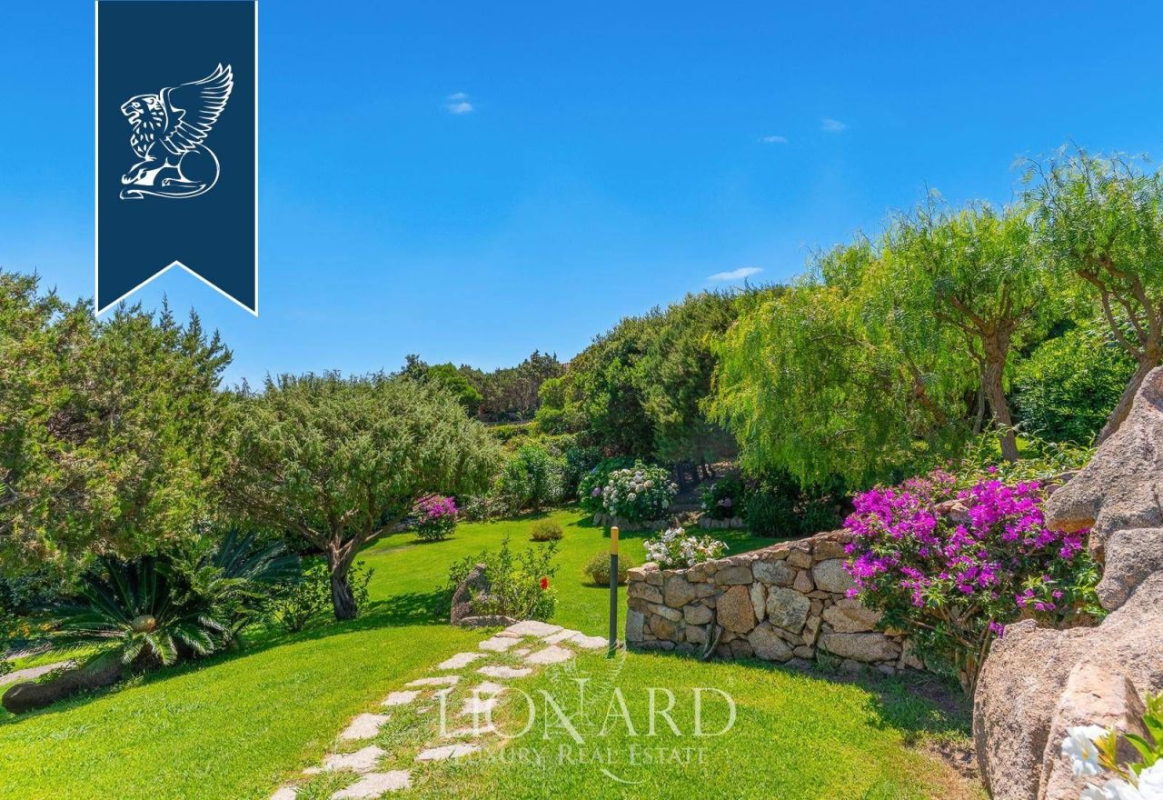 Вилла в Порто Черво, Италия, 280 м² - фото 7