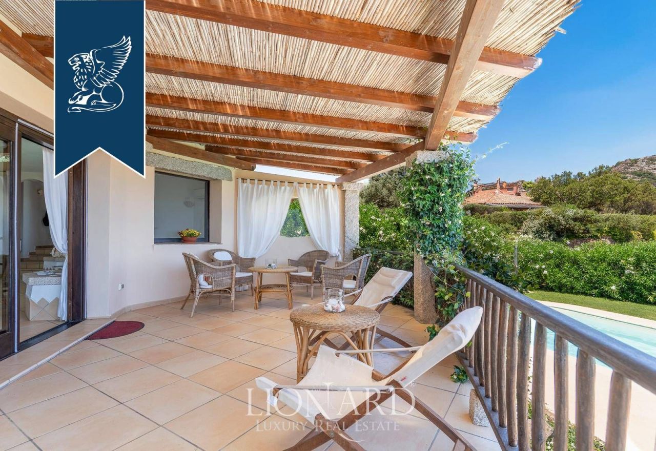 Вилла в Порто Черво, Италия, 280 м² - фото 10