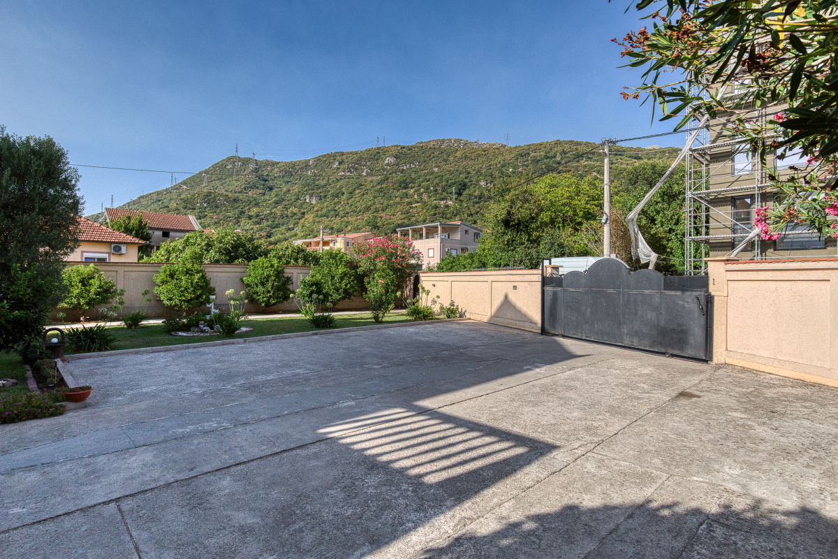 Дом в Будве, Черногория, 1 500 м² - фото 11