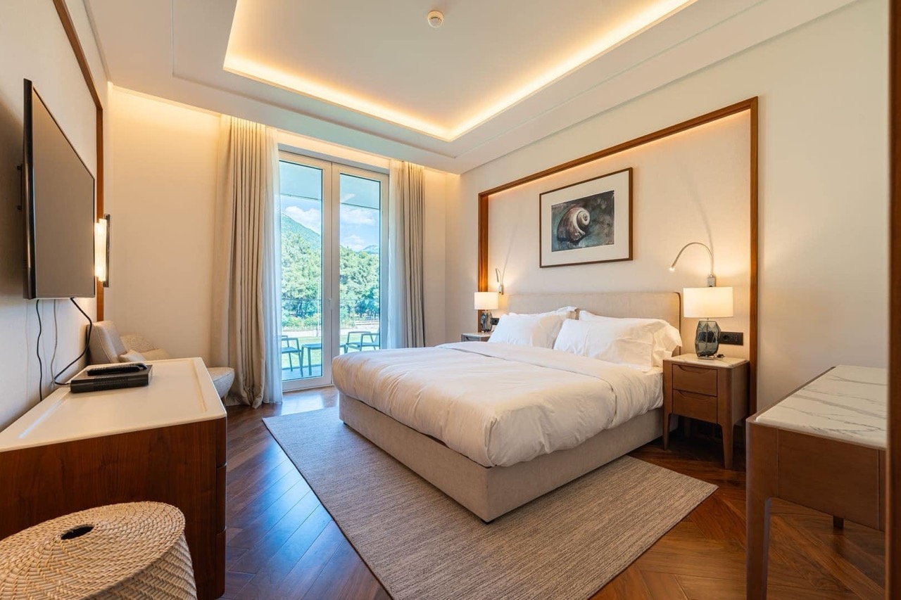 Квартира в Тивате, Черногория, 152 м² - фото 10