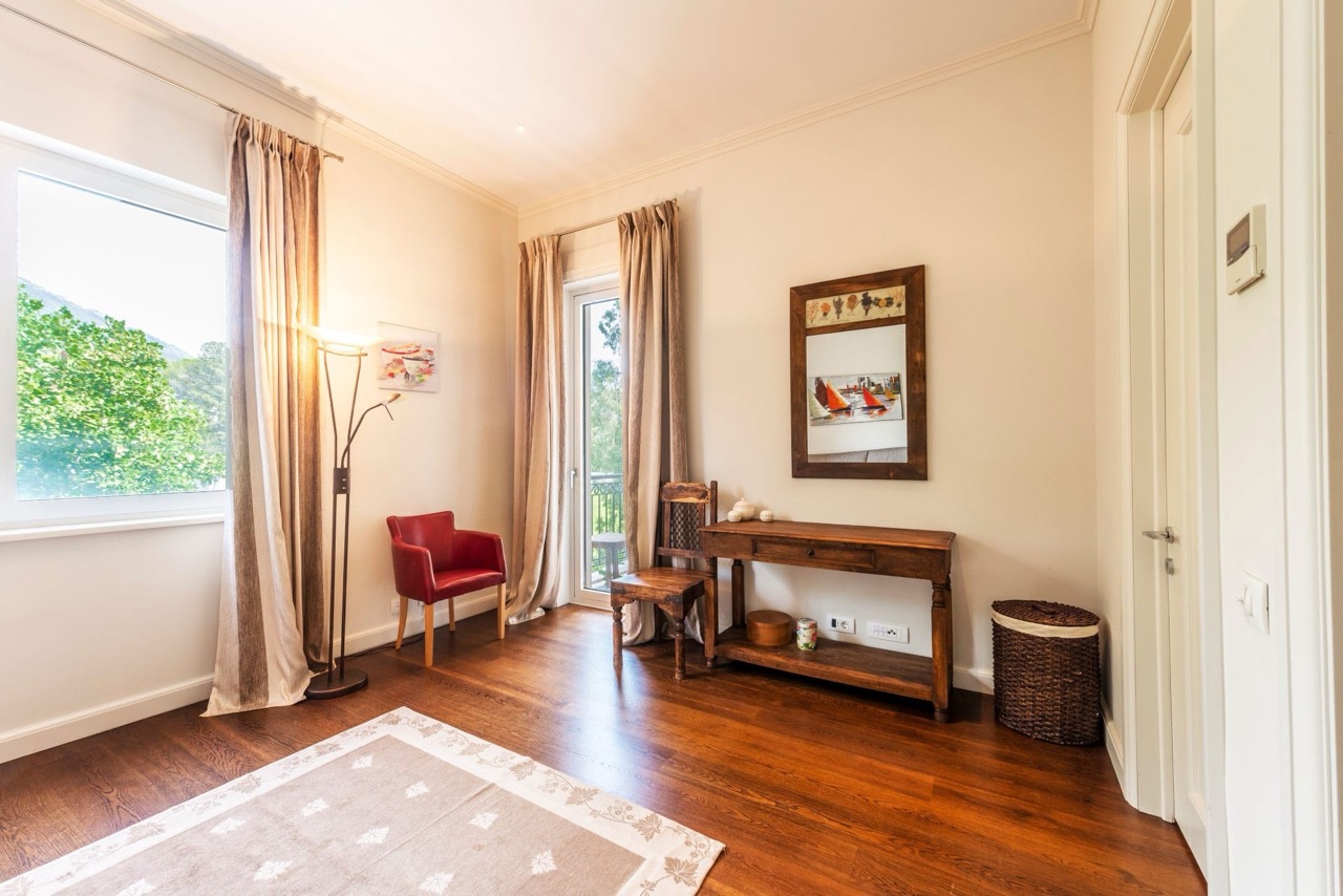 Квартира в Тивате, Черногория, 152 м² - фото 17