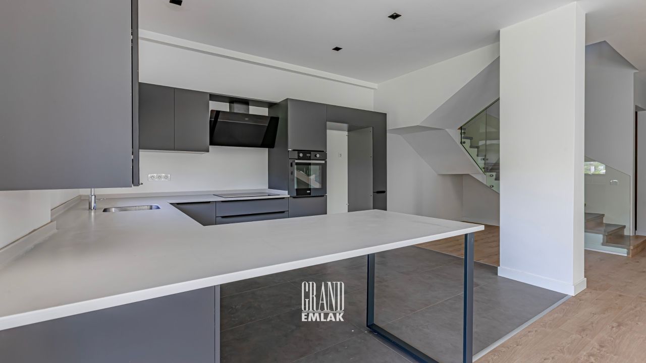 Вилла в Анталии, Турция, 275 м² - фото 16