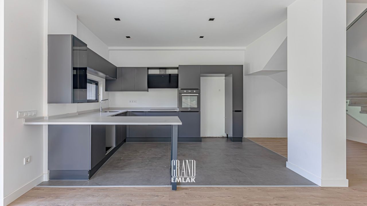 Вилла в Анталии, Турция, 275 м² - фото 13