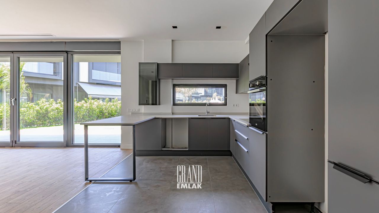 Вилла в Анталии, Турция, 275 м² - фото 14