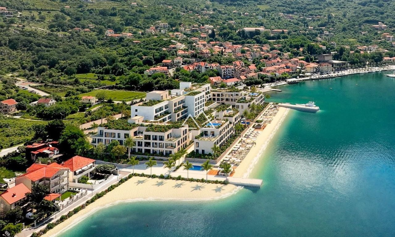 Апартаменты в Рисане, Черногория, 457 м² - фото 2