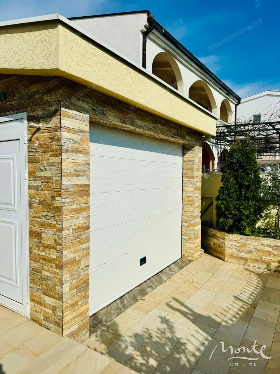 Вилла в Добра Воде, Черногория, 290 м² - фото 3