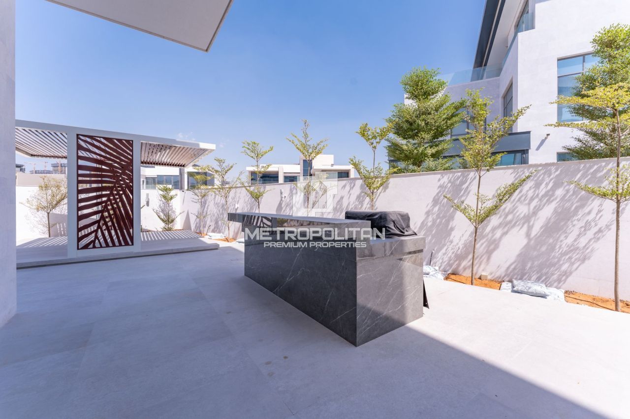 Вилла в Дубае, ОАЭ, 1 413 м² - фото 4