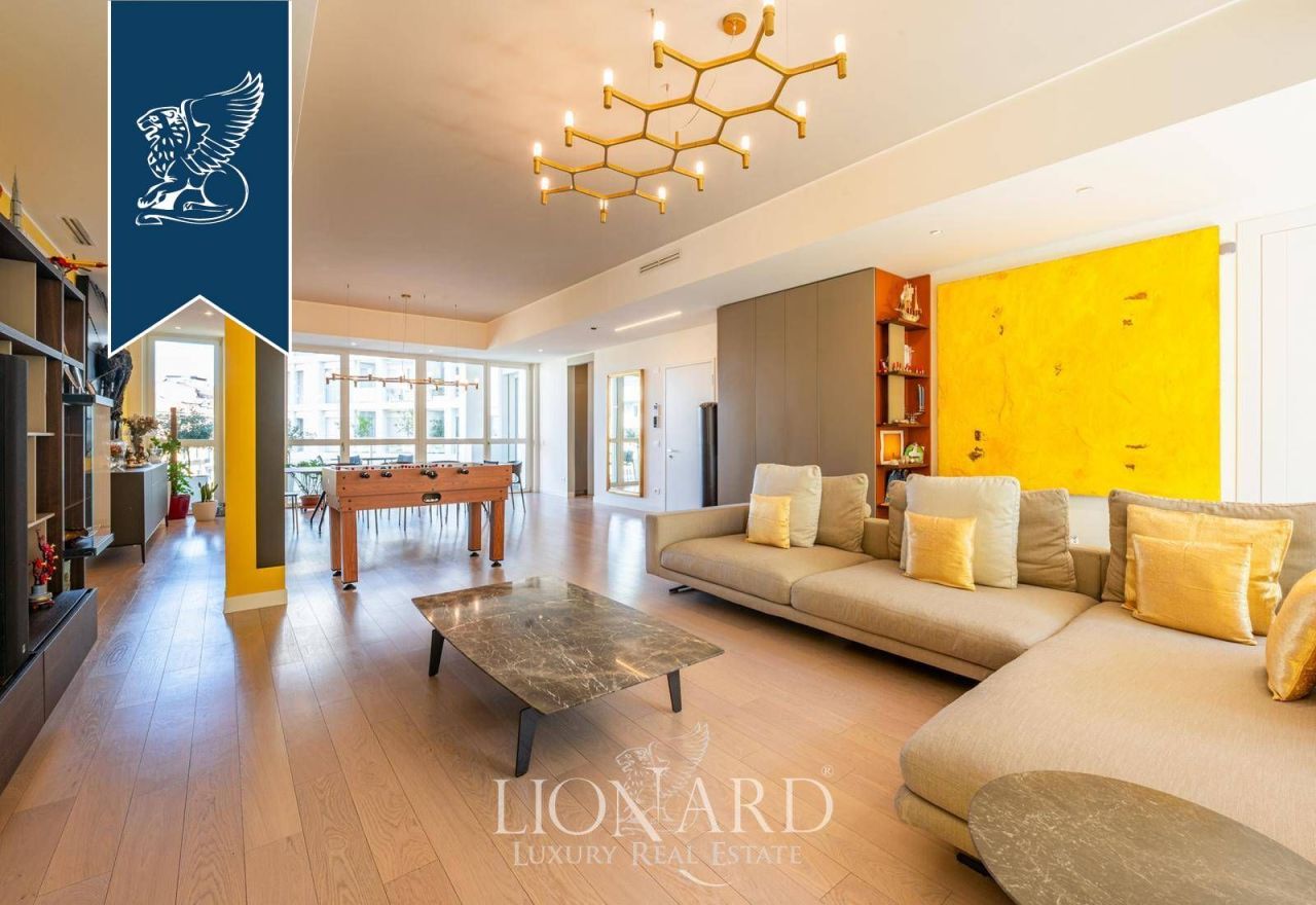 Апартаменты в Милане, Италия, 280 м² - фото 1