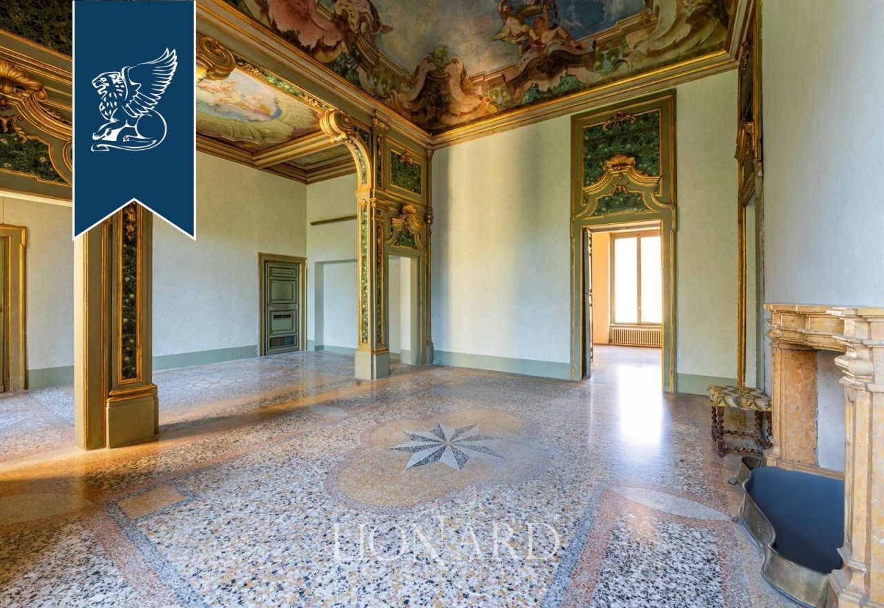 Апартаменты в Брешии, Италия, 625 м² - фото 9