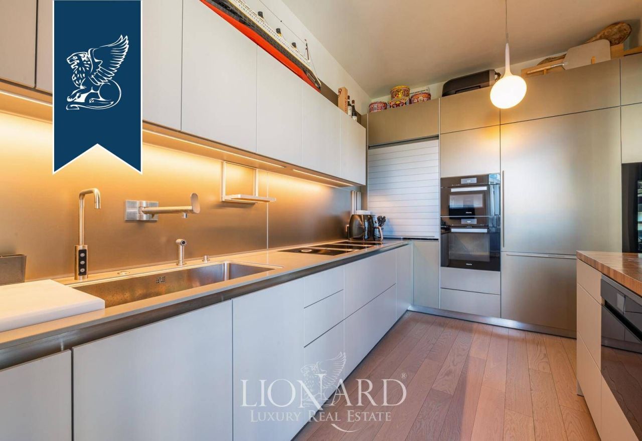 Апартаменты в Милане, Италия, 280 м² - фото 10