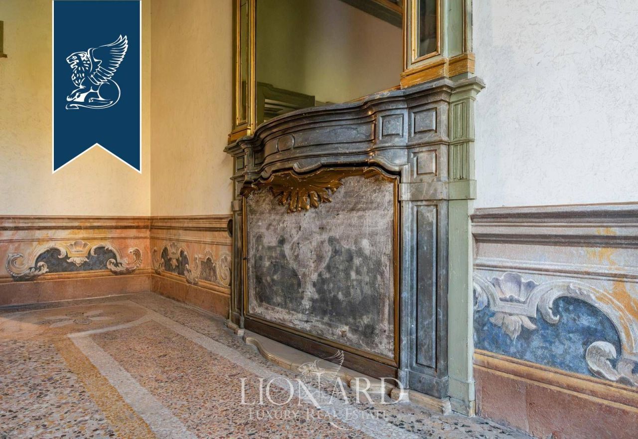 Апартаменты в Брешии, Италия, 625 м² - фото 16