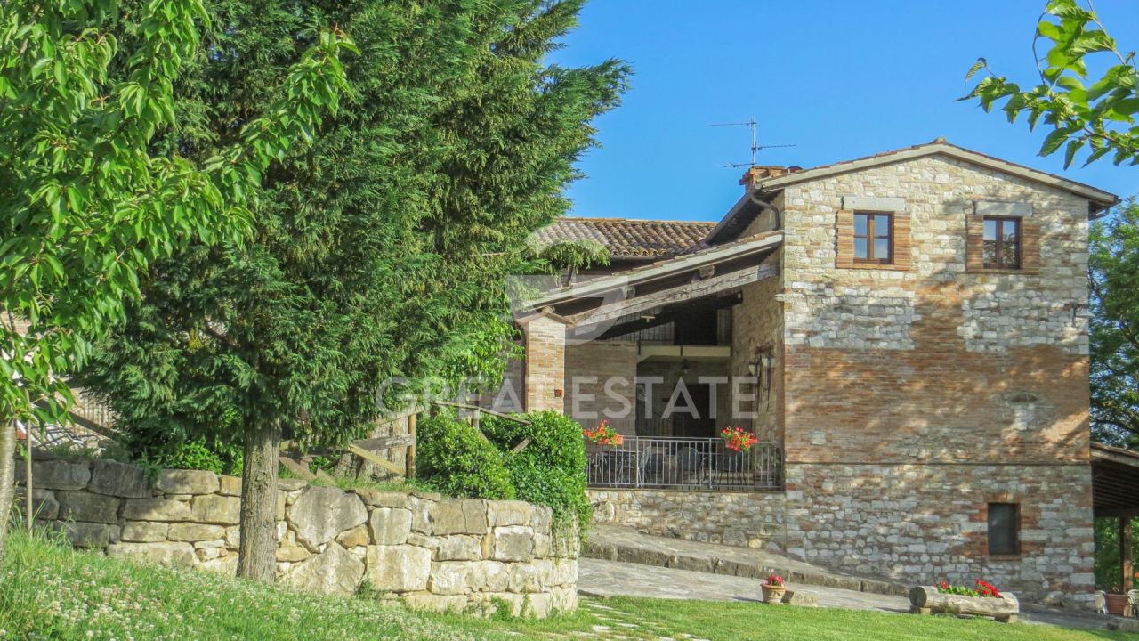 Отель, гостиница в Тоди, Италия, 1 571.75 м² - фото 4