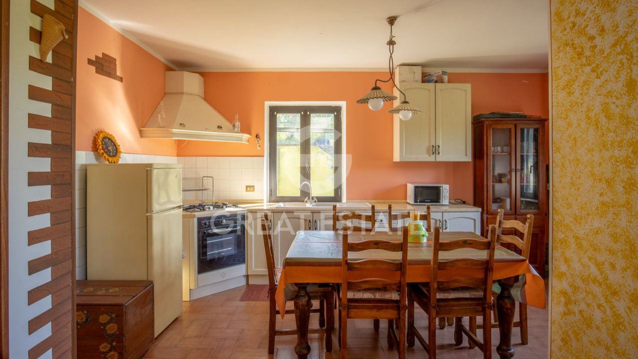 Дом в Туоро-суль-Тразимено, Италия, 73 м² - фото 12