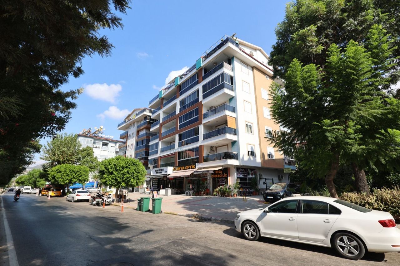 Квартира в Алании, Турция, 80 м² - фото 1