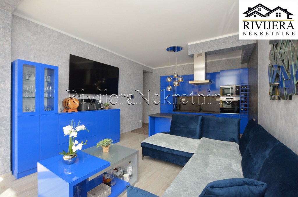 Квартира в Херцег-Нови, Черногория, 66 м² - фото 4