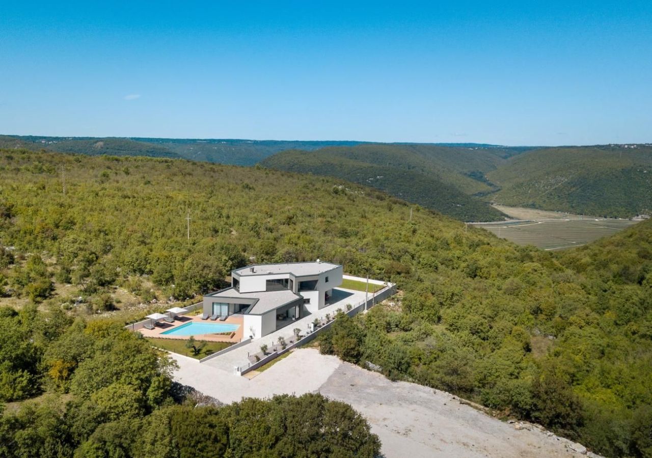 Вилла в Лабине, Хорватия, 500 м² - фото 1