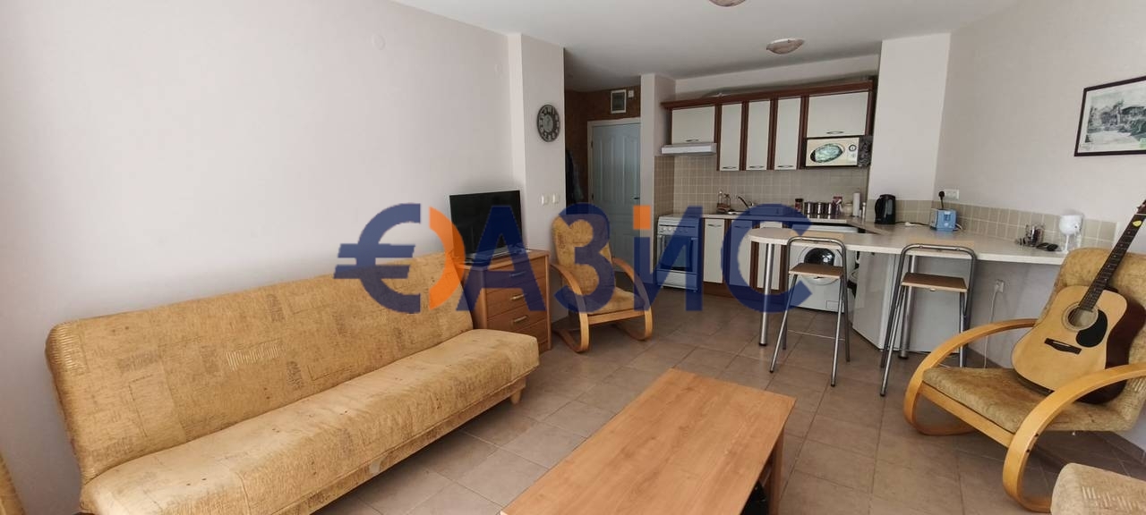 Апартаменты в Елените, Болгария, 72 м² - фото 1