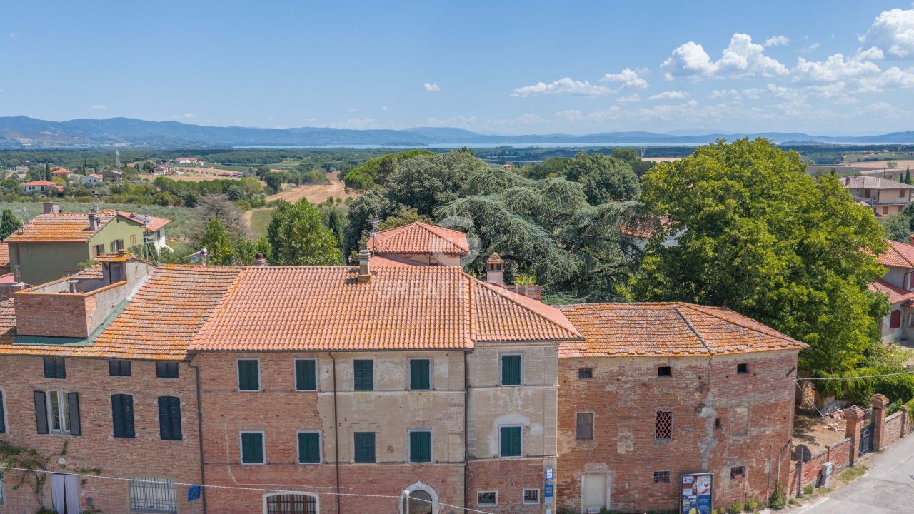 Дом в Кастильоне-дель-Лаго, Италия, 567 м² - фото 2