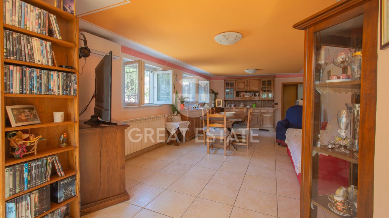 Вилла в Кастильоне-дель-Лаго, Италия, 279.05 м² - фото 10