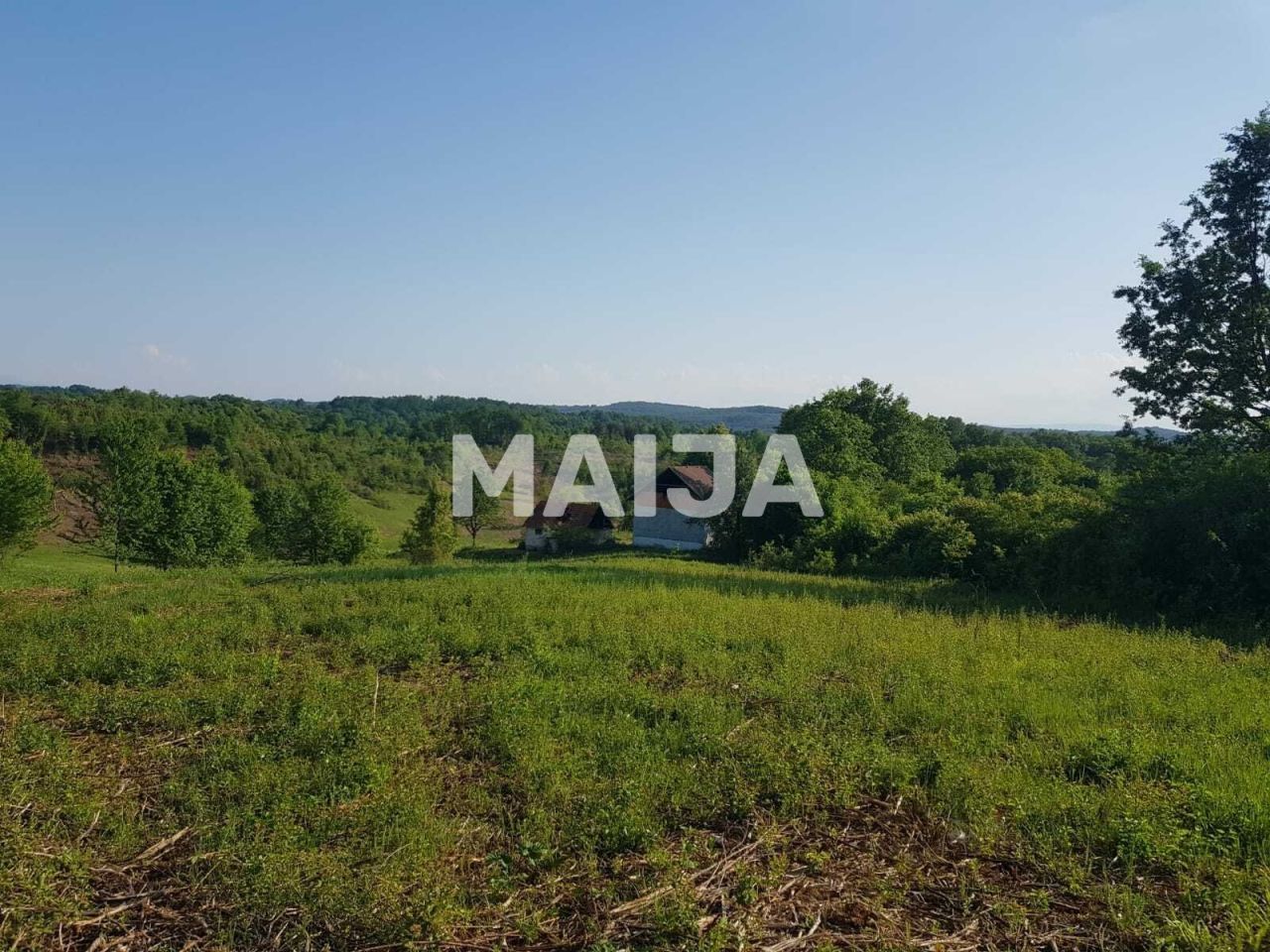 Земля в Слуне, Хорватия, 782 333 м² - фото 1