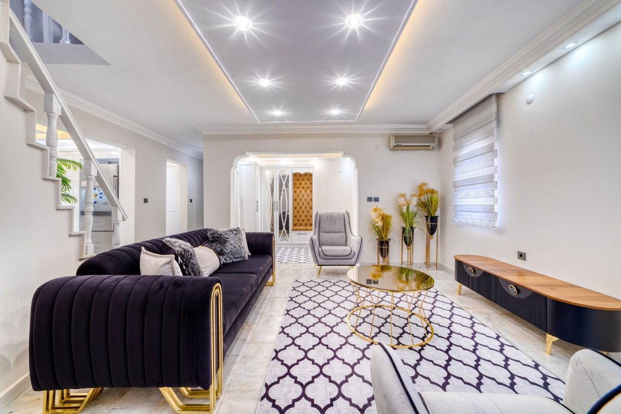 Вилла в Алании, Турция, 220 м² - фото 1