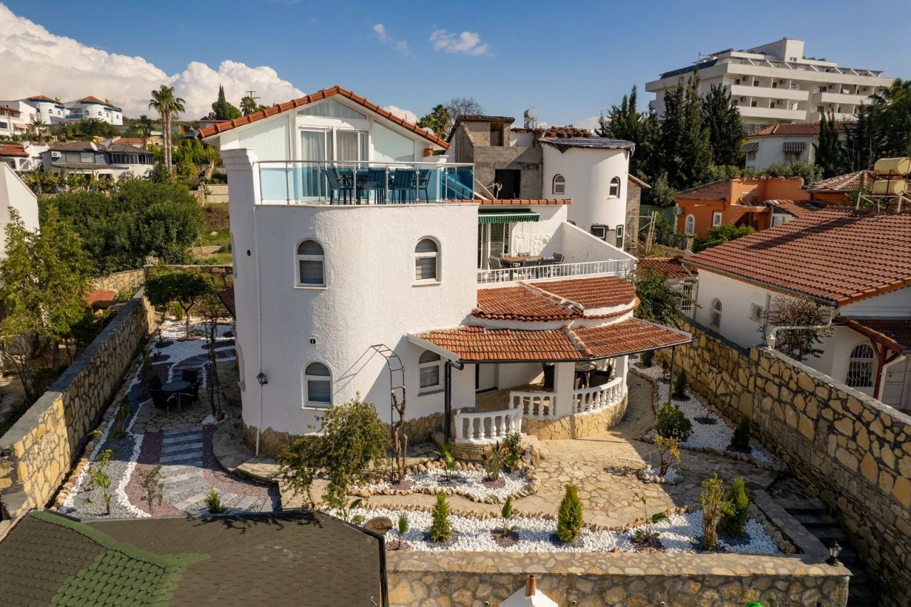 Вилла в Алании, Турция, 220 м² - фото 1