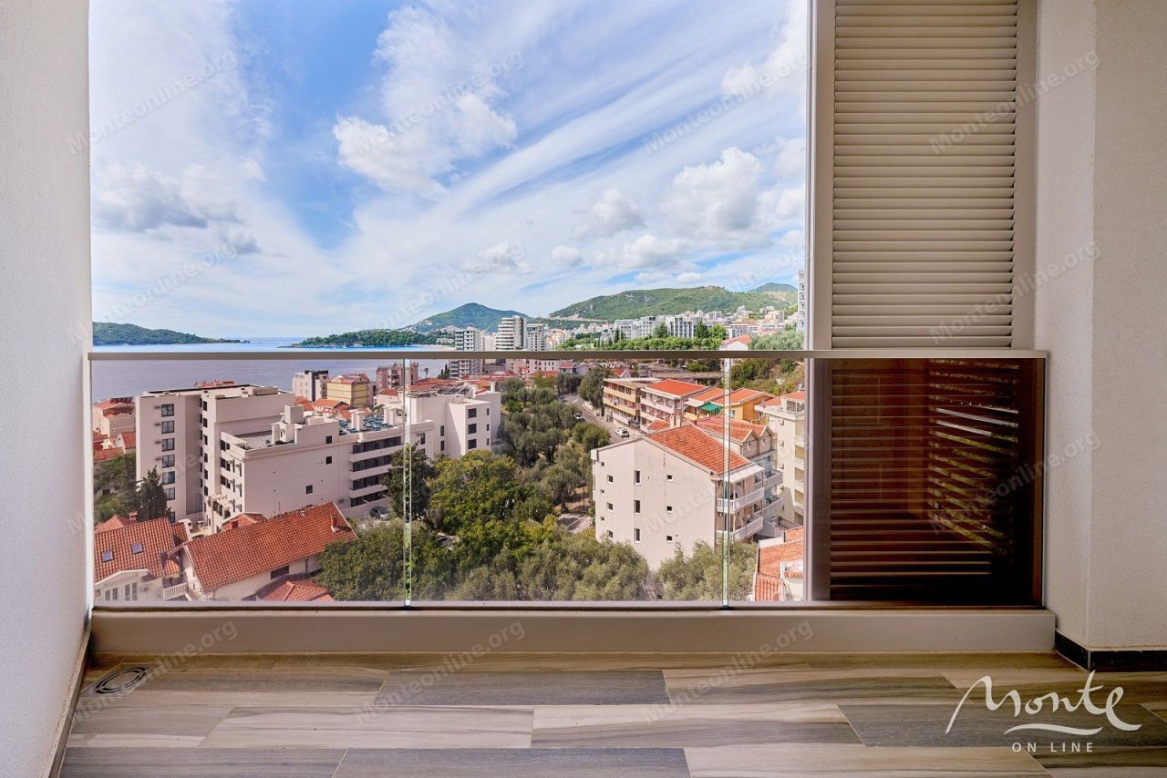 Квартира в Будве, Черногория, 90 м² - фото 1