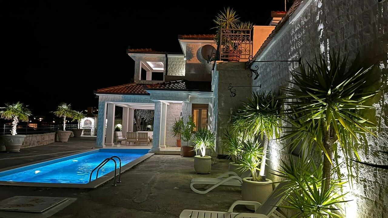 Дом в Баре, Черногория, 366 м² - фото 2