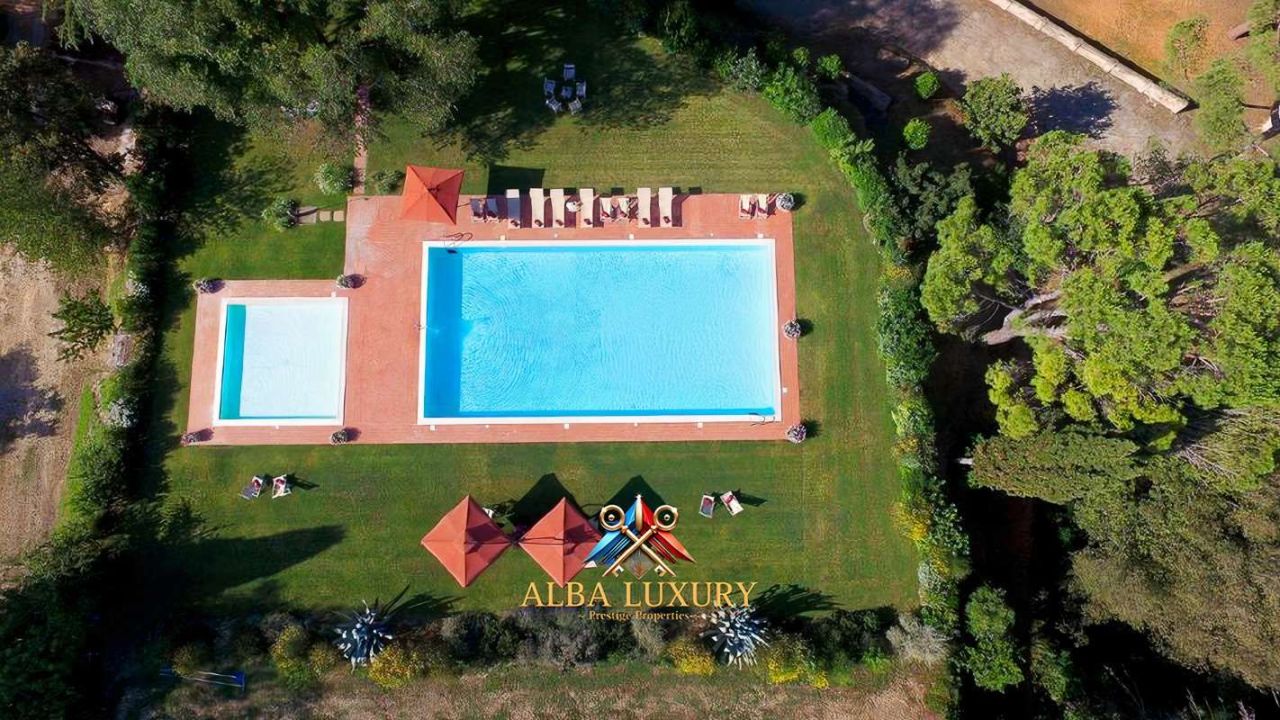 Вилла в Палае, Италия, 2 000 м² - фото 4