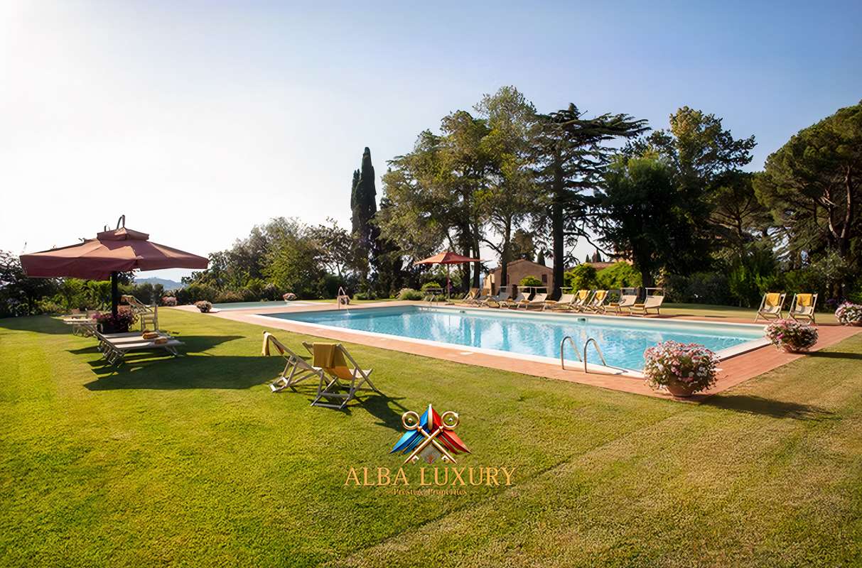 Вилла в Палае, Италия, 2 000 м² - фото 5