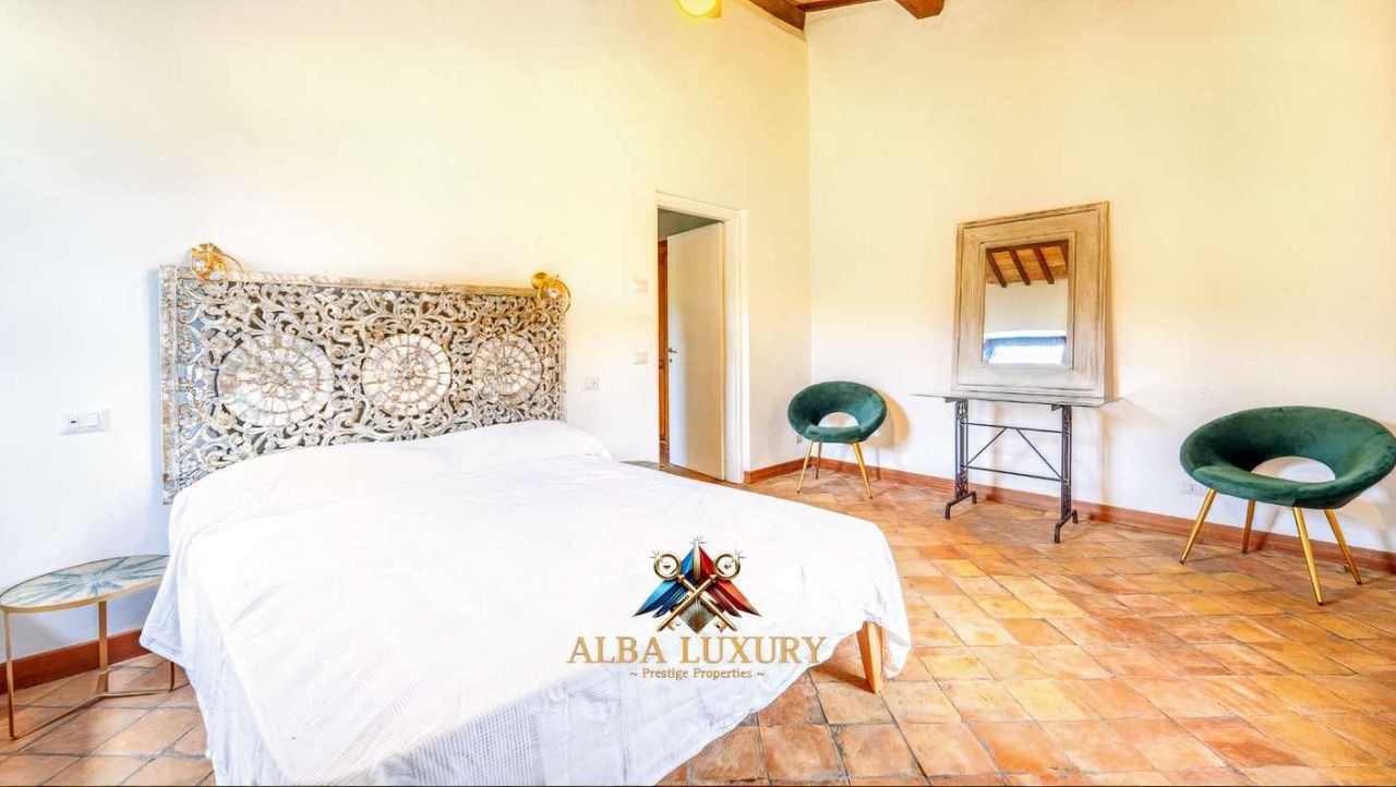 Вилла Via Dori Alessandro, Италия, 750 м² - фото 9