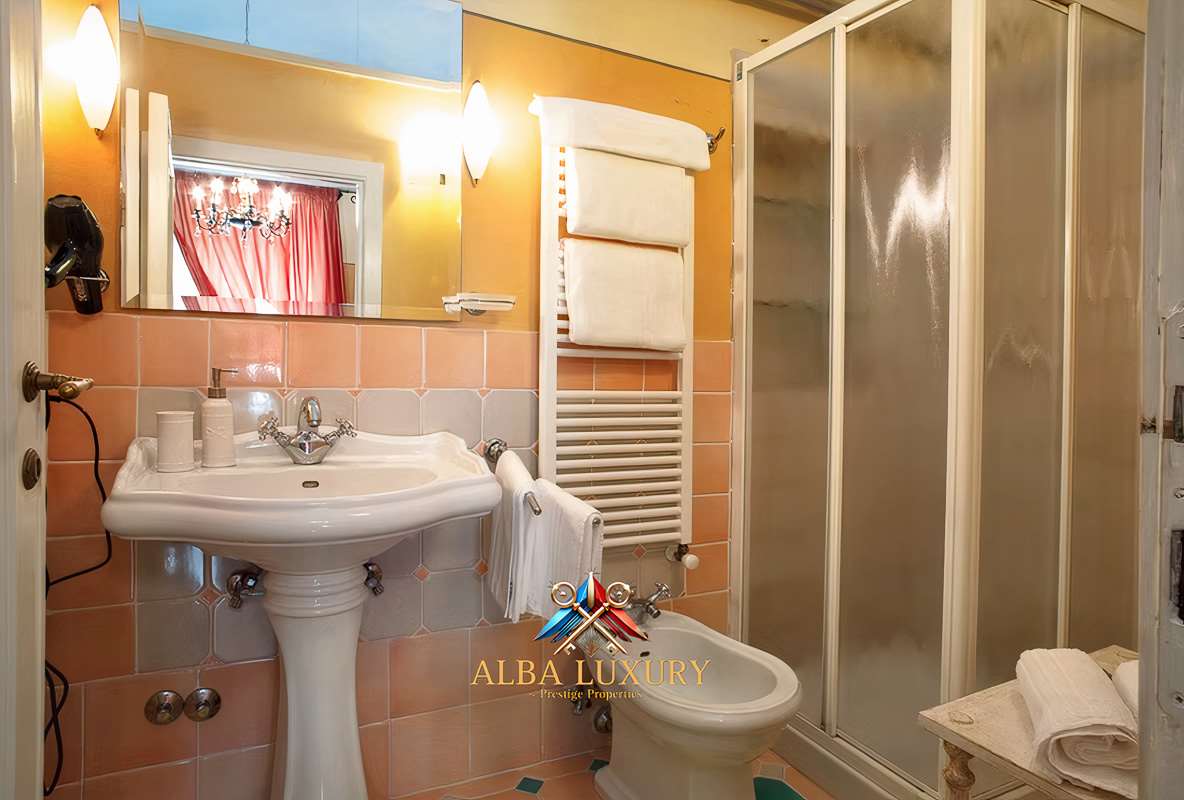 Вилла в Палае, Италия, 2 000 м² - фото 11