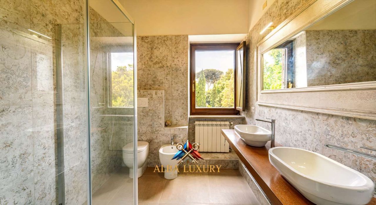 Вилла Via Dori Alessandro, Италия, 750 м² - фото 12