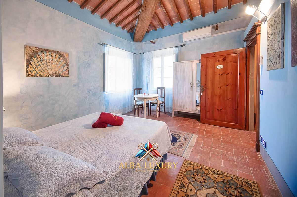 Вилла в Палае, Италия, 2 000 м² - фото 16