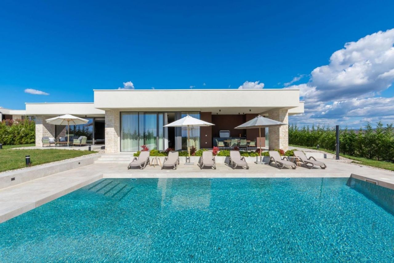 Вилла в Бртонигле, Хорватия, 341 м² - фото 2