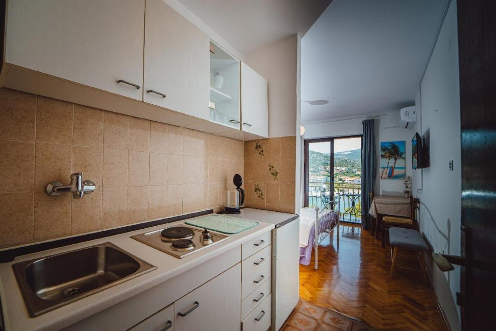 Отель, гостиница Seget, Хорватия, 1 000 м² - фото 9