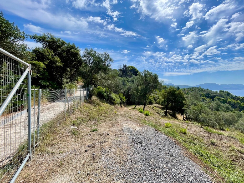 Земля на Корфу, Греция, 8 000 м² - фото 7